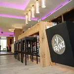 Dein Franz - Bistro, Kaffeebar & Outdoor-lounge - 3*