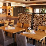 Hotel Dein Franz - Bistro, Kaffeebar & Outdoor-lounge - Bad Fussing