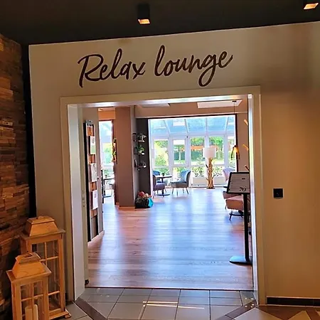 Dein Franz - Bistro, Kaffeebar & Outdoor-lounge - Hotel 3*
